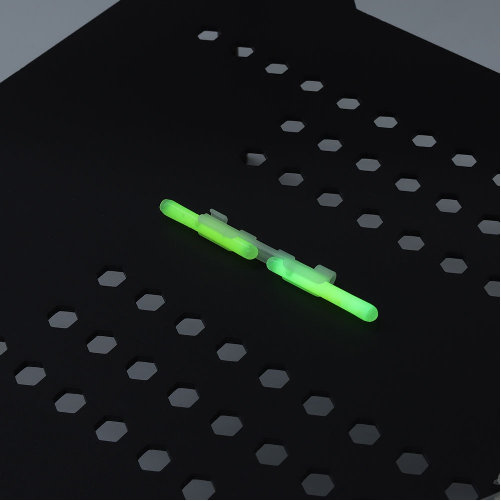 1g Glow Clip voor tentlussen,  - Outdoor Camping Guy recensie en prijs